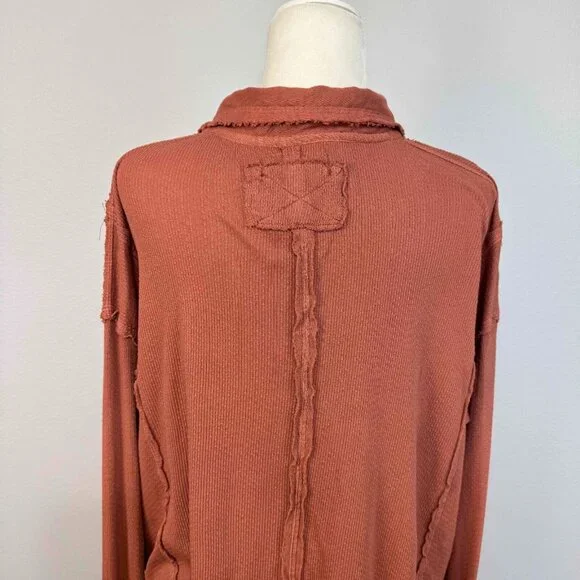 Free People We‎ The Free Feelin' Fresh Shirting Cotton Ruffle-Front Warm Stone S - Picture 8 of 16